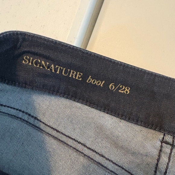 Talbots Signature Boot Cut Jeans Size 6 28‎ EUC Dark Wash 0416 - Picture 7 of 8